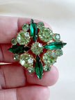 Groene strass broche