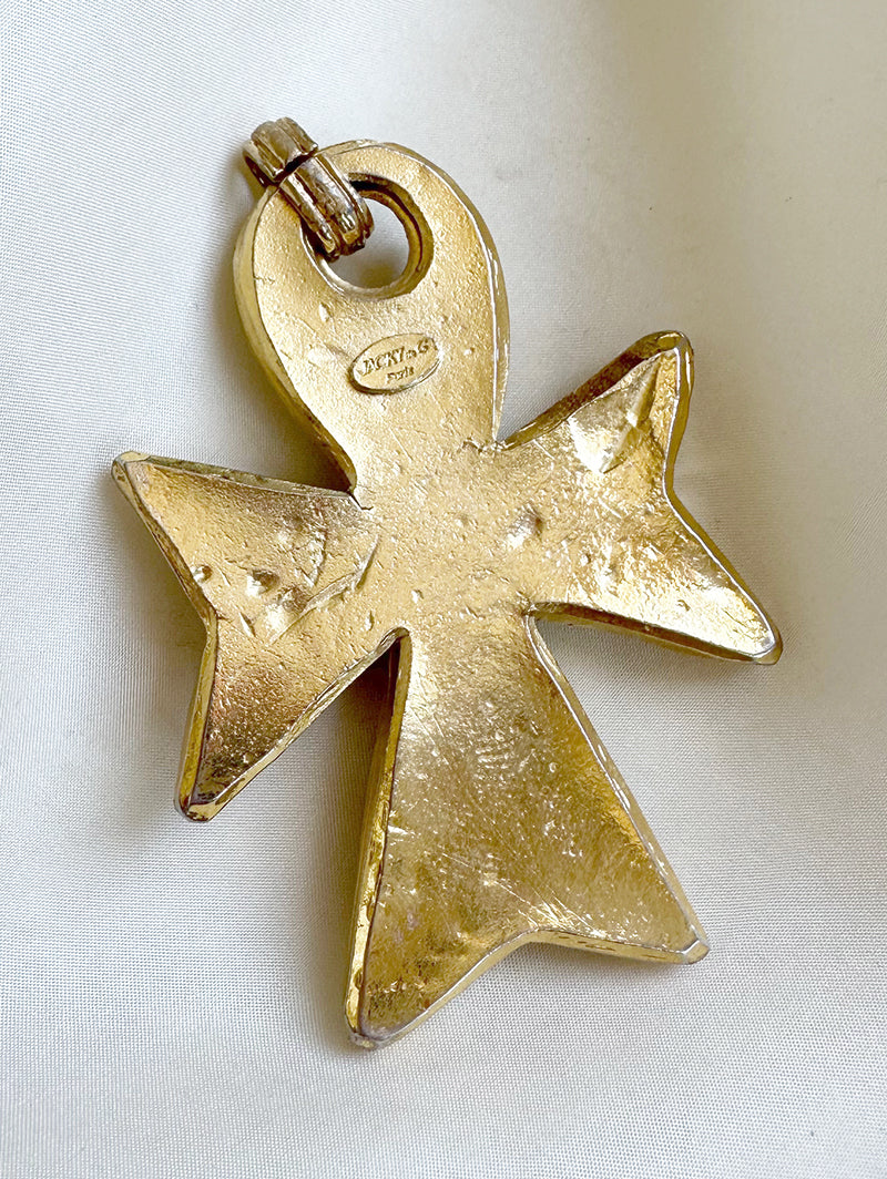 Grote vergulde designer kruishanger met faux pareltjes