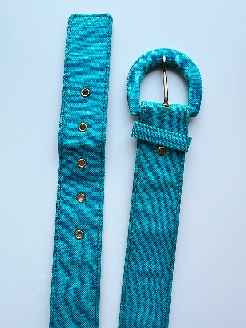 Turquoise doorknoopjurk