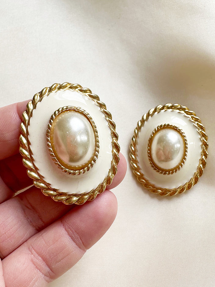 Grote ovale faux parel oorbellen