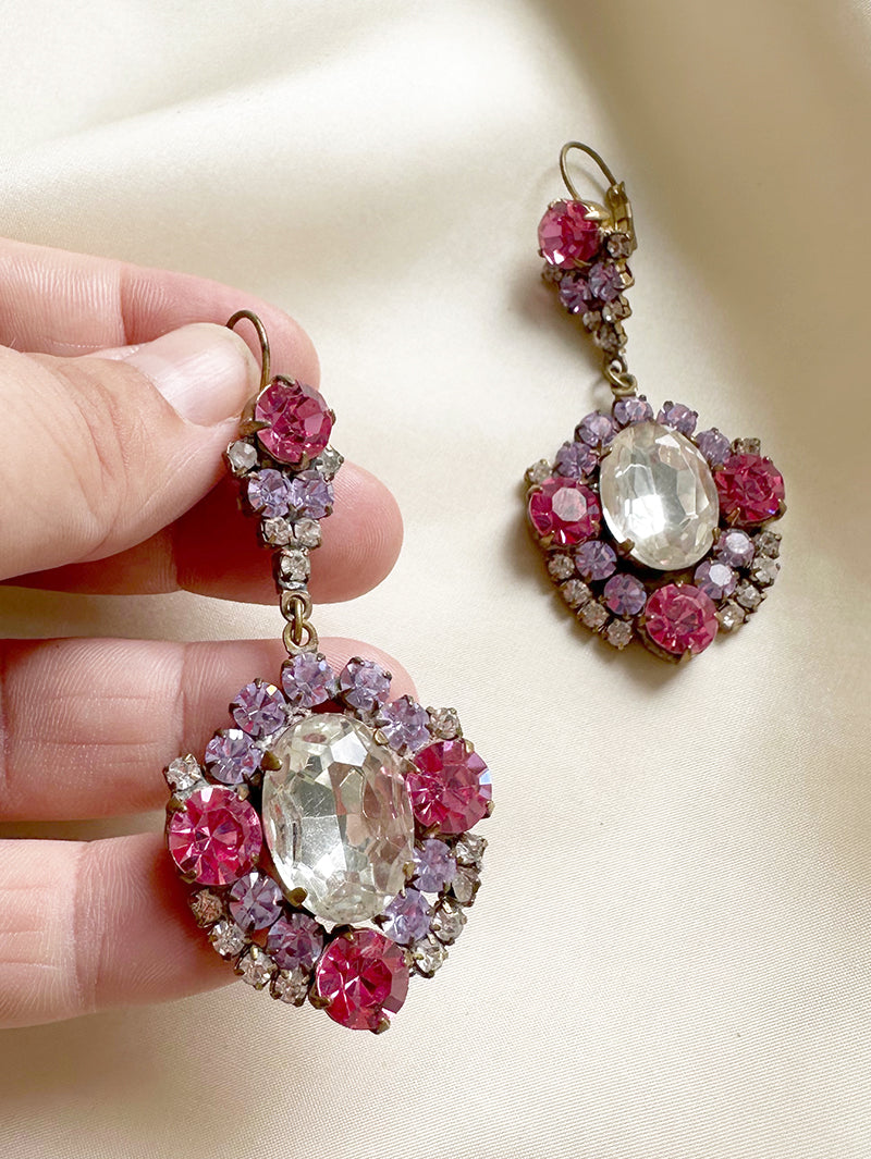 Lila & roze kristalglazen oorhangers