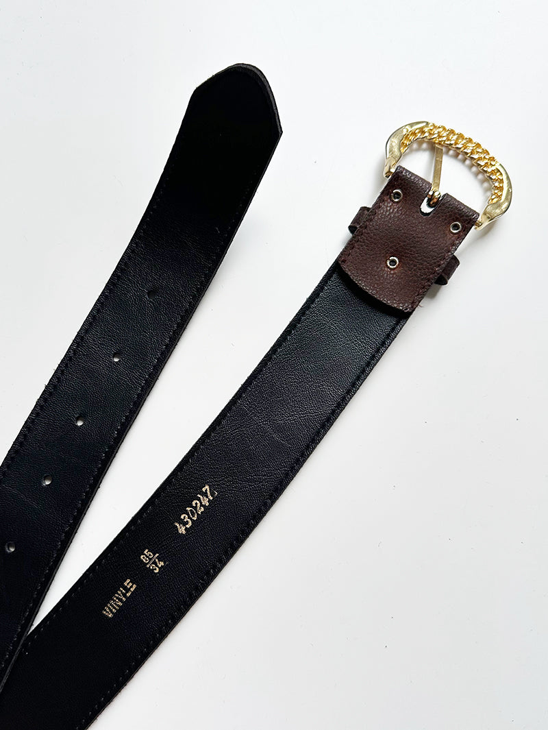 Bruine ceintuur met gouden gesp