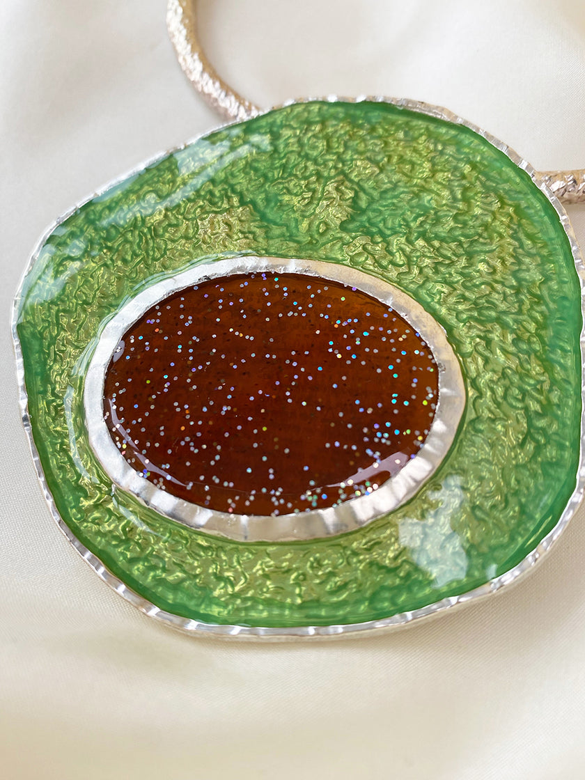 Verzilverd collier met grote hanger