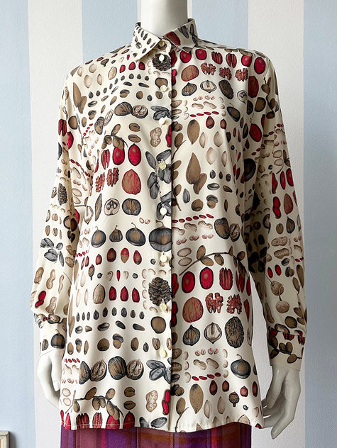 Blouse met dessin met een verzameling noten