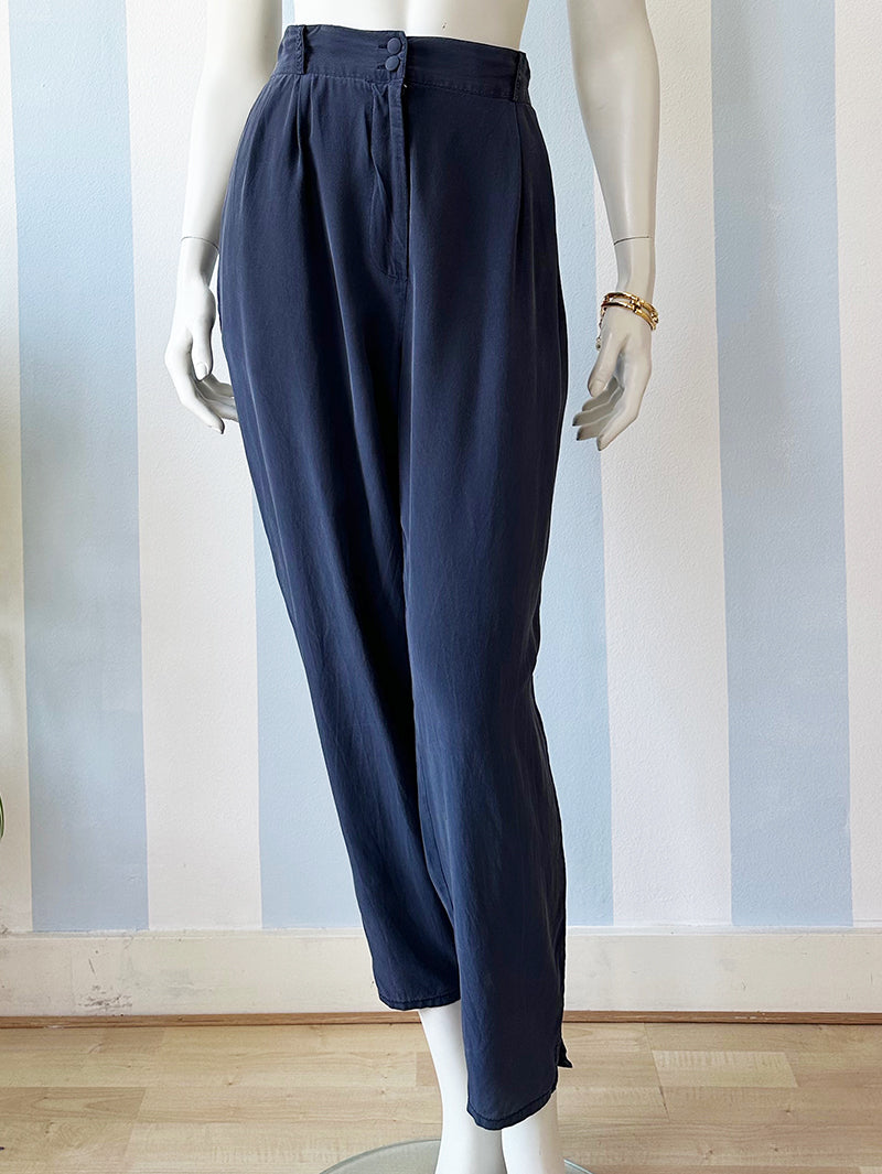 Blauwe zijden broek