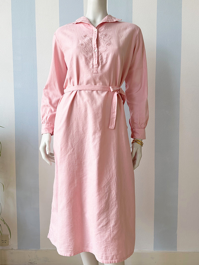 Roze lange nachtjapon van La Samaritaine