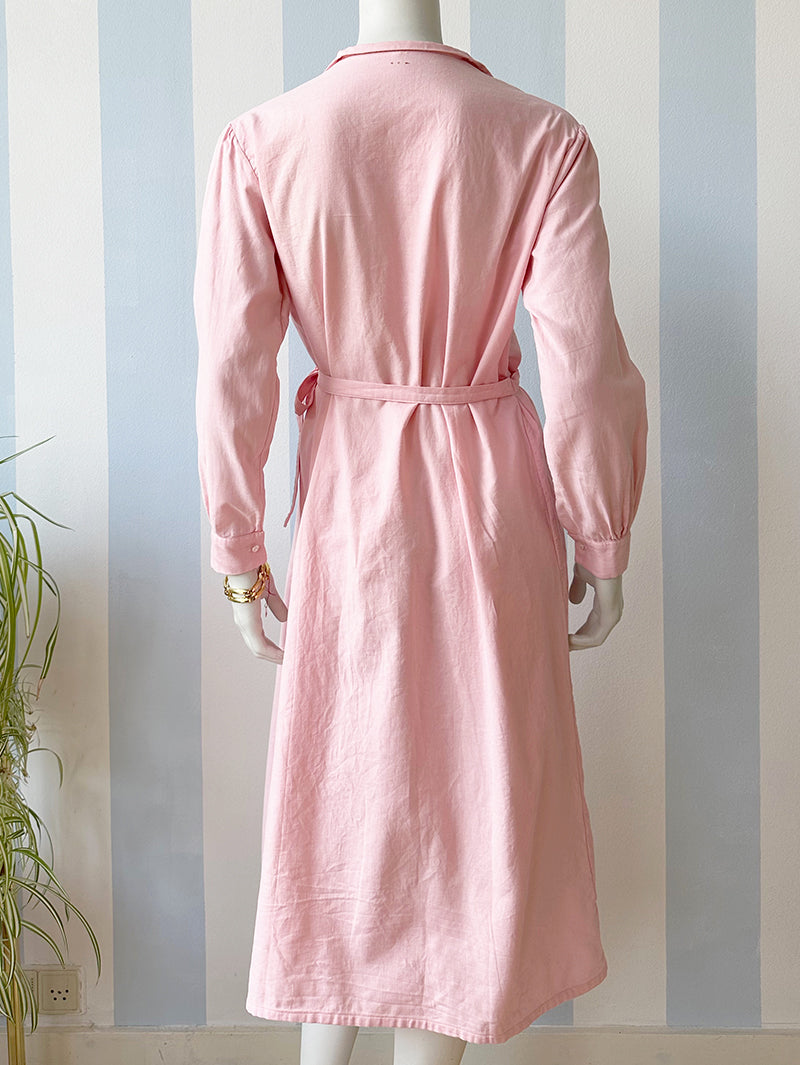 Roze lange nachtjapon van La Samaritaine