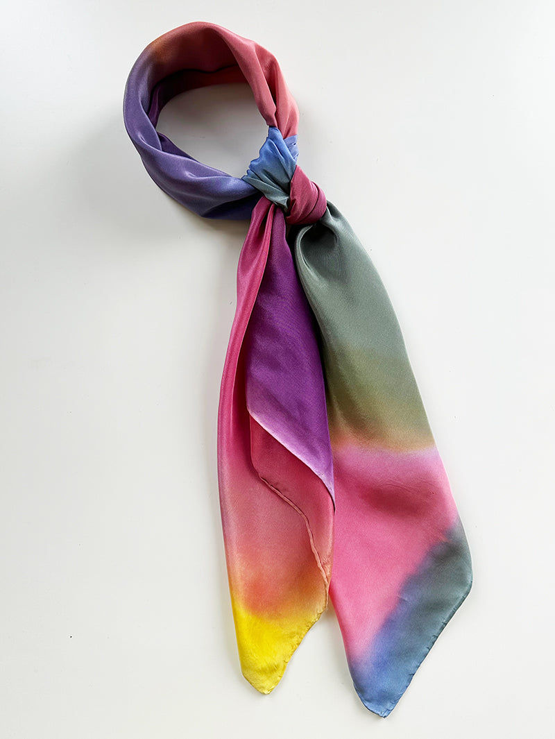 Zijden regenboog sjaal