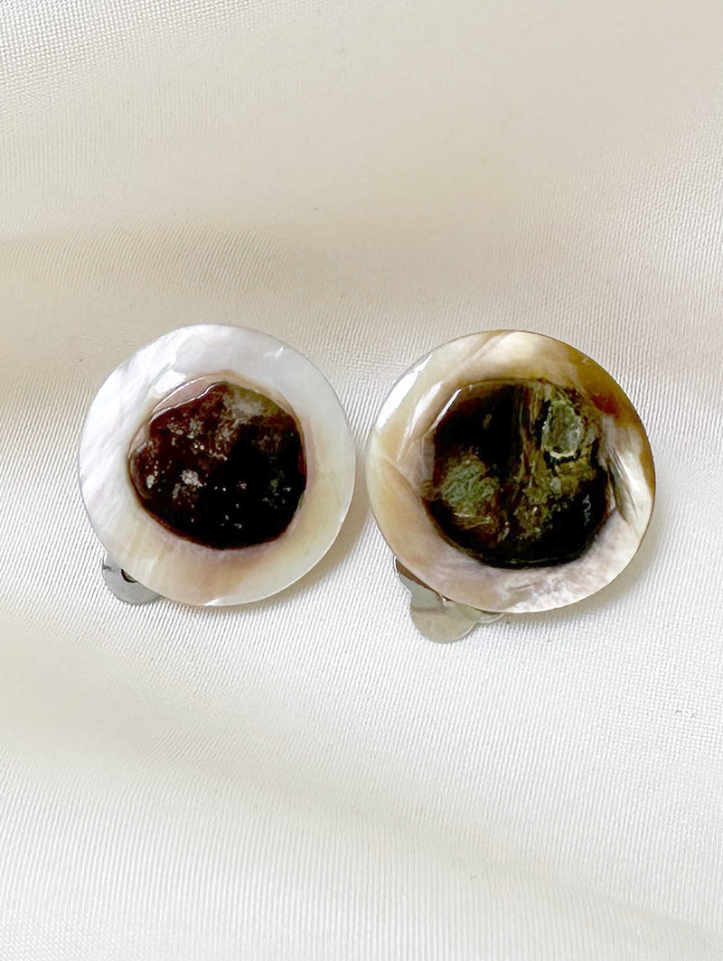 Parelmoeren clip oorbellen