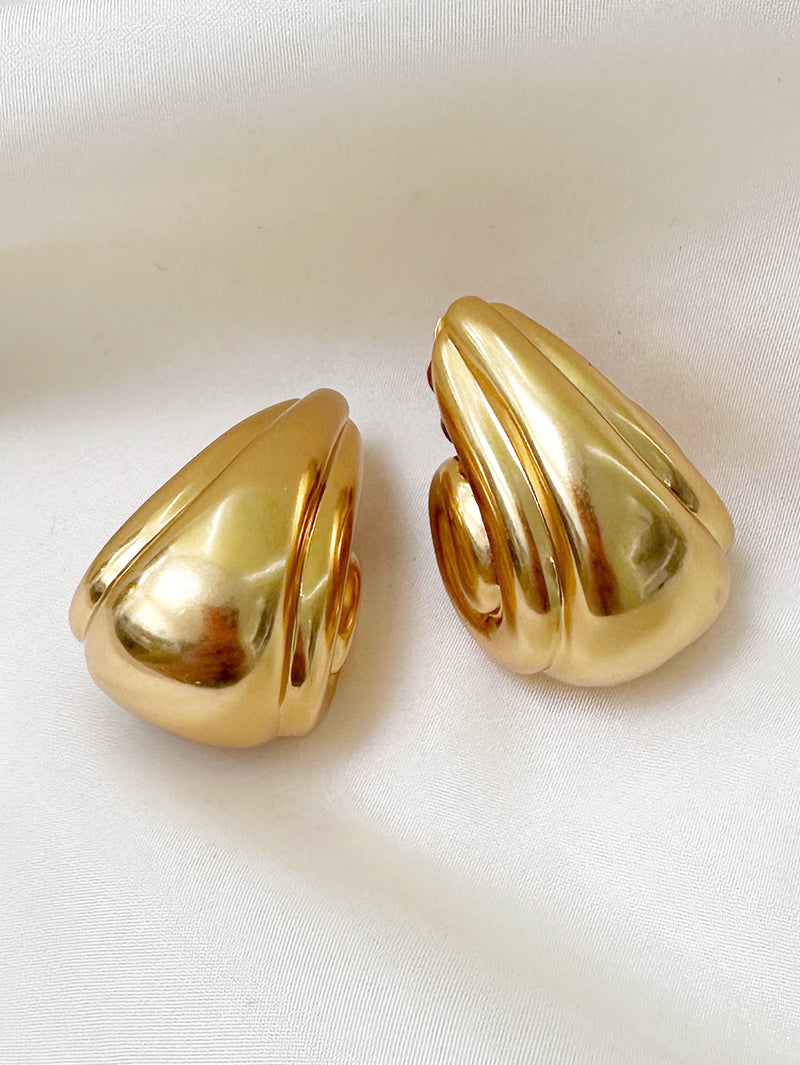 Vergulde designer oorbellen