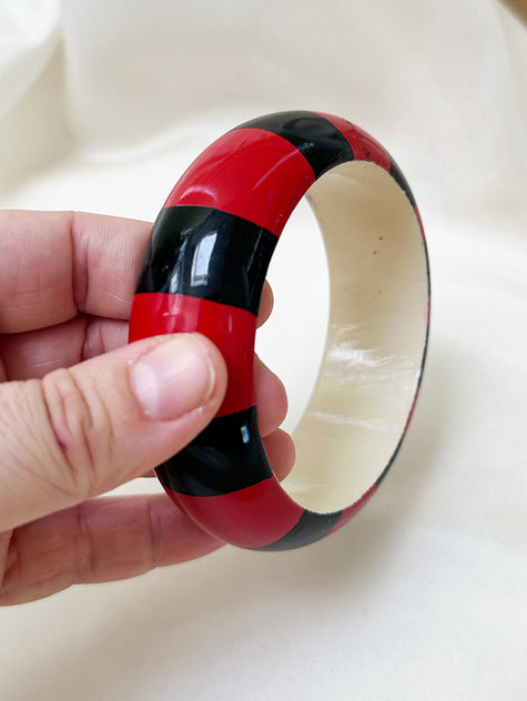 Zwart & rode bangle