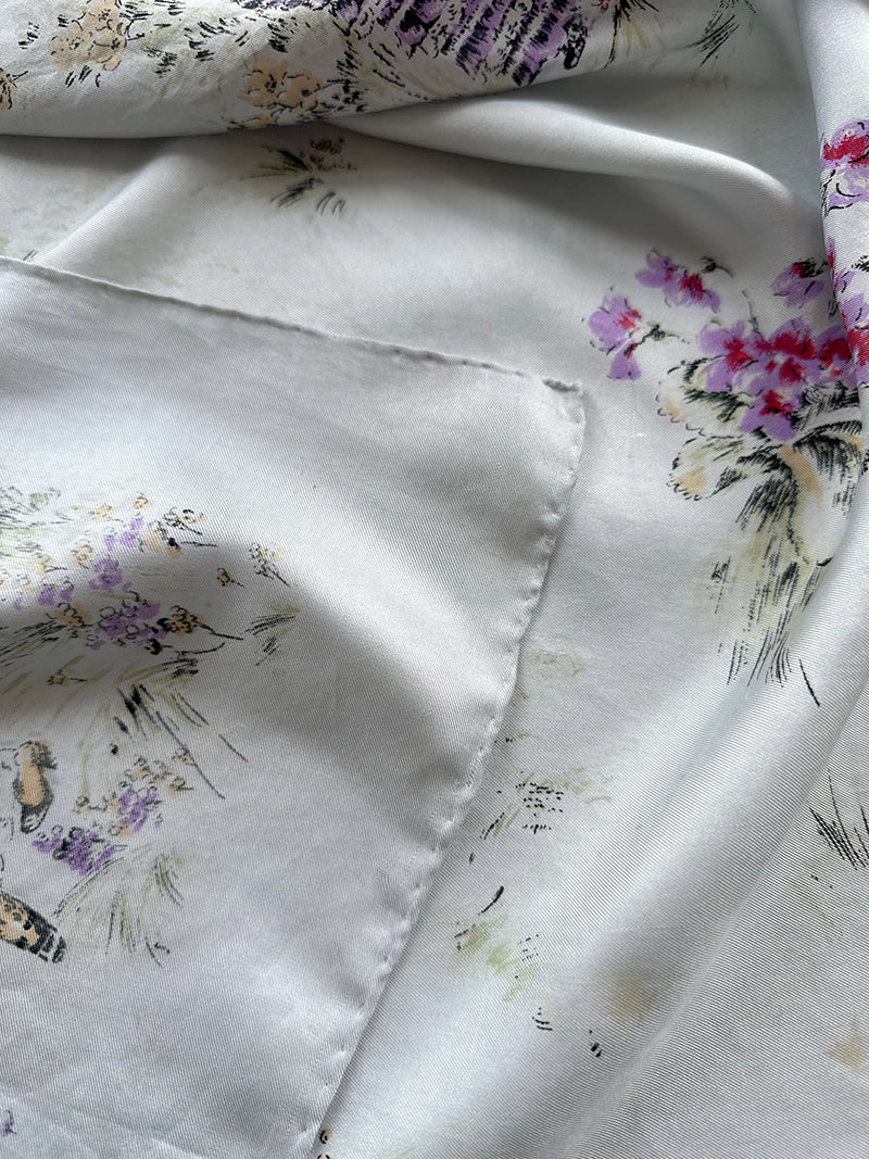 Zijden sjaal met victoriaanse dames