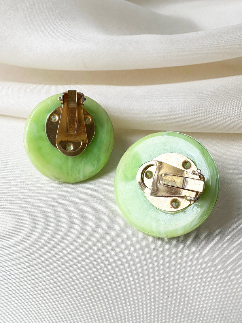 Gifgroene 60s Mod clip oorbellen