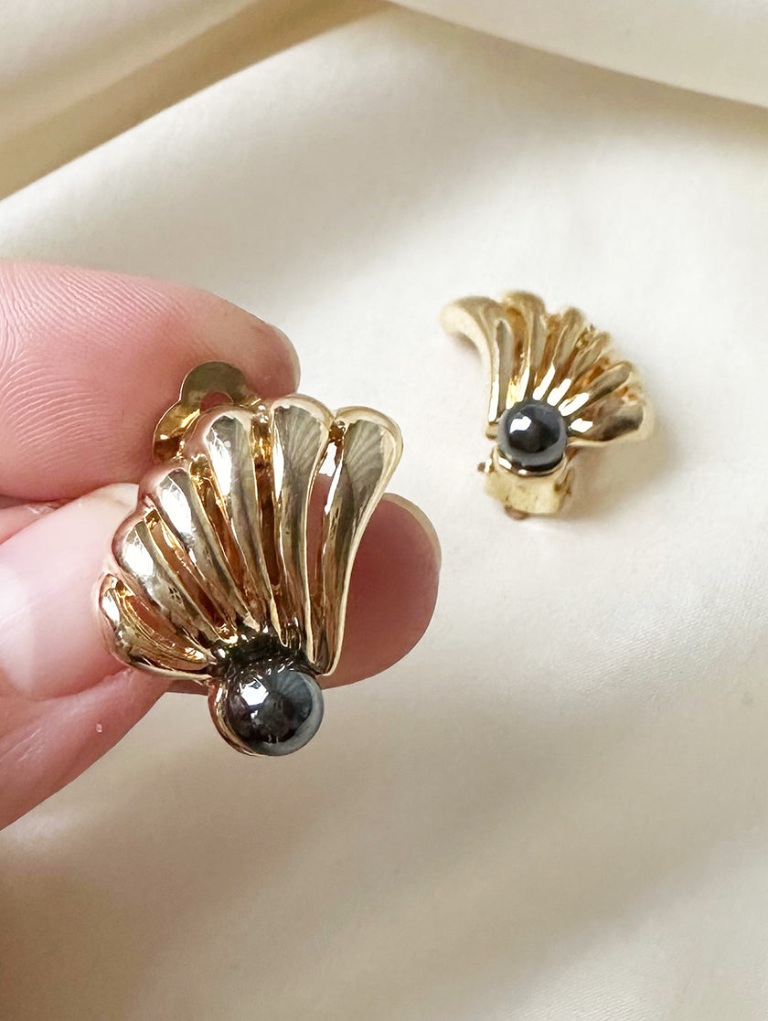 Gouden vleugel clip oorbellen