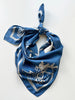 Blauwe zijden designersjaal Phaeton
