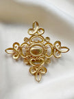 Grote gouden broche met parels