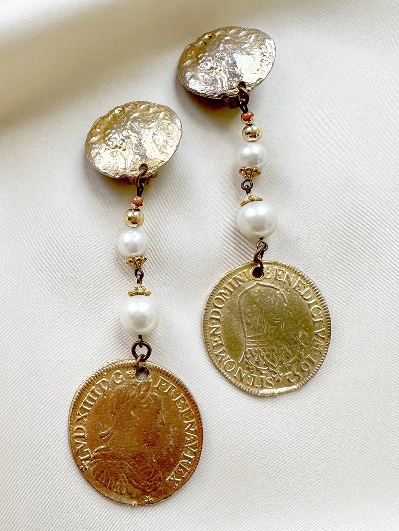 Gouden statement clip oorbellen
