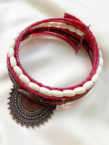 Glazen choker met grote hanger