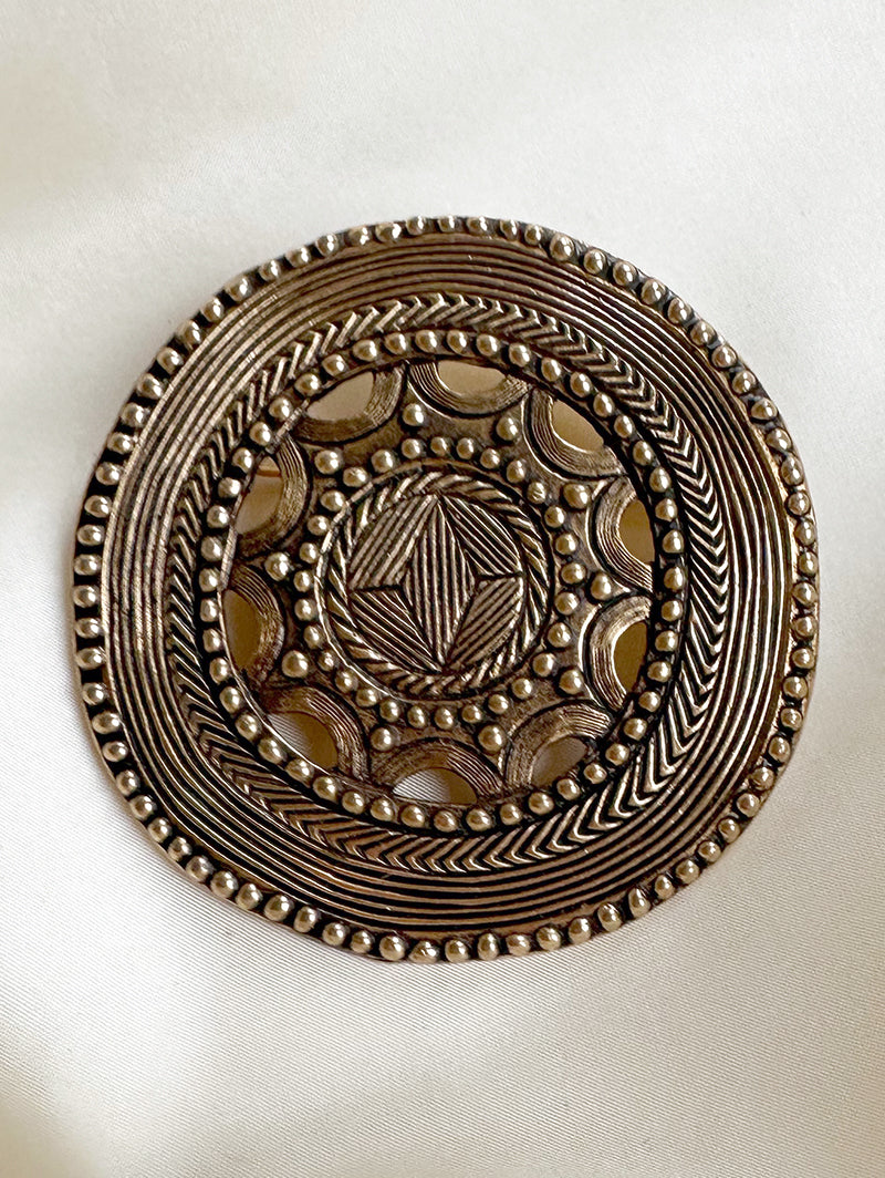 Grote(!) designer broche