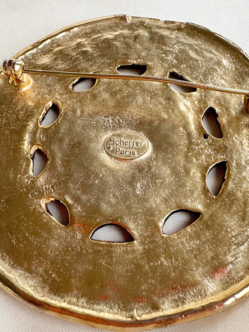 Grote(!) designer broche