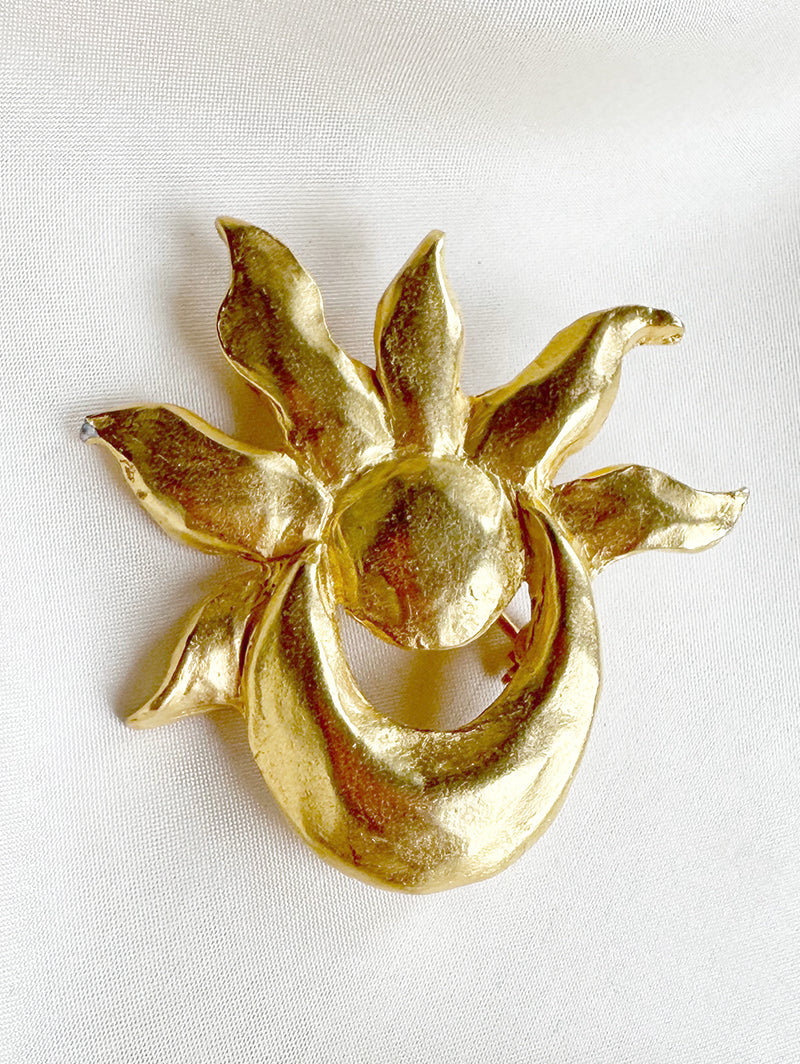 Matgouden vergulde designer broche
