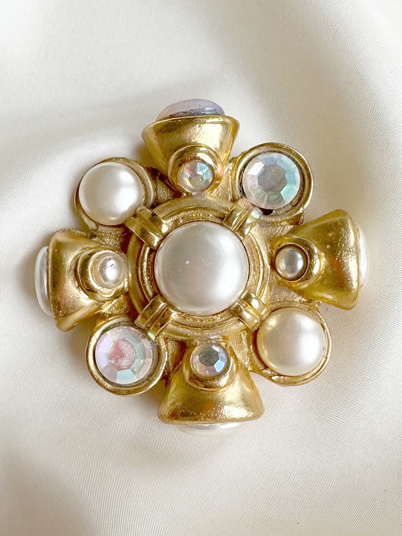 Gouden kruis designer broche