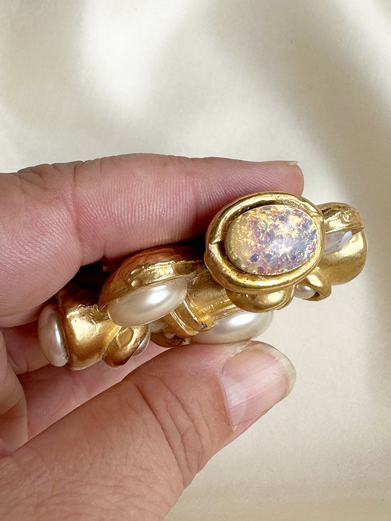 Gouden kruis designer broche