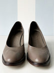 Taupe designer pumps | 38,5