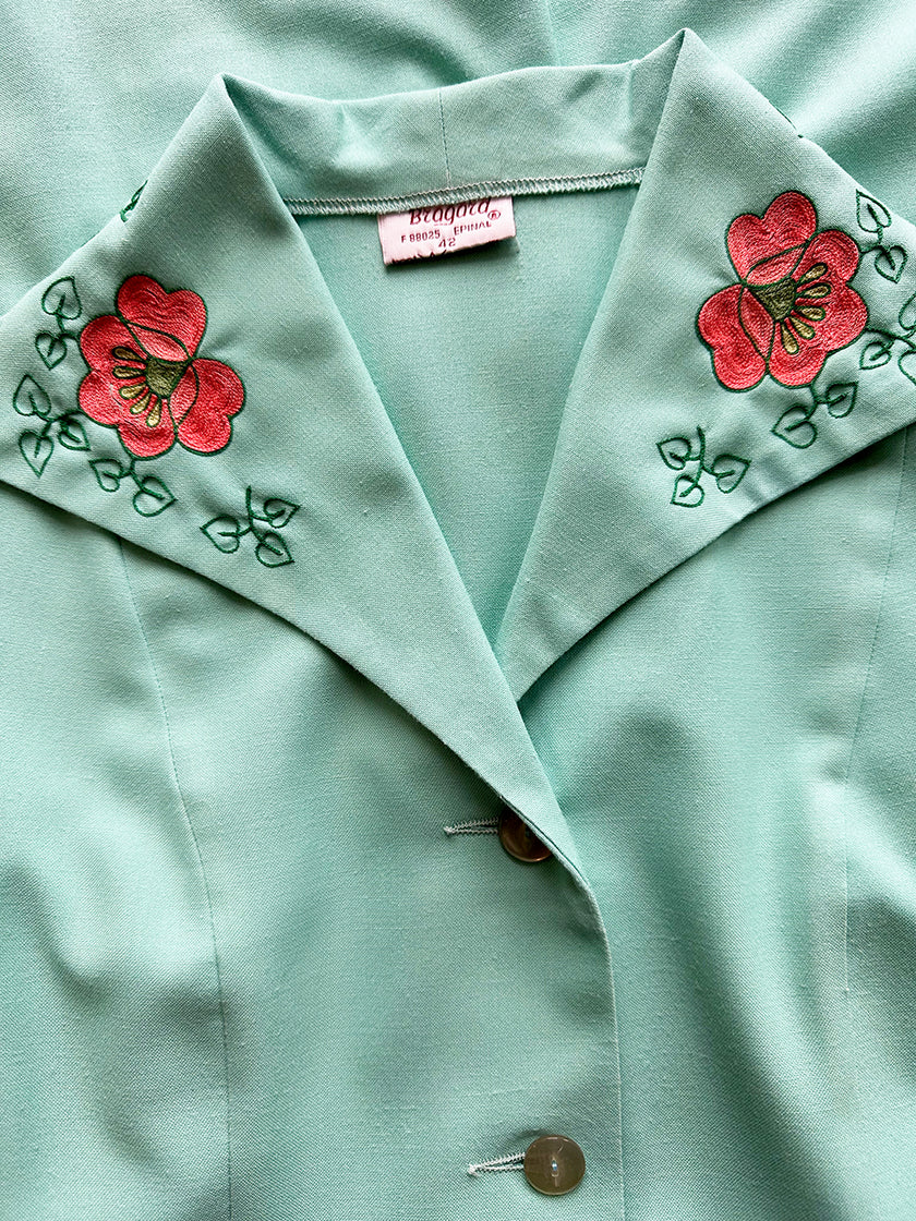 Mintgroene robe manteau met borduursel