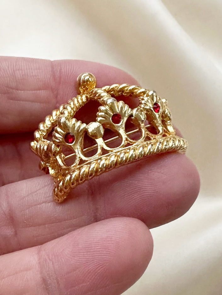 Gouden kroon broche