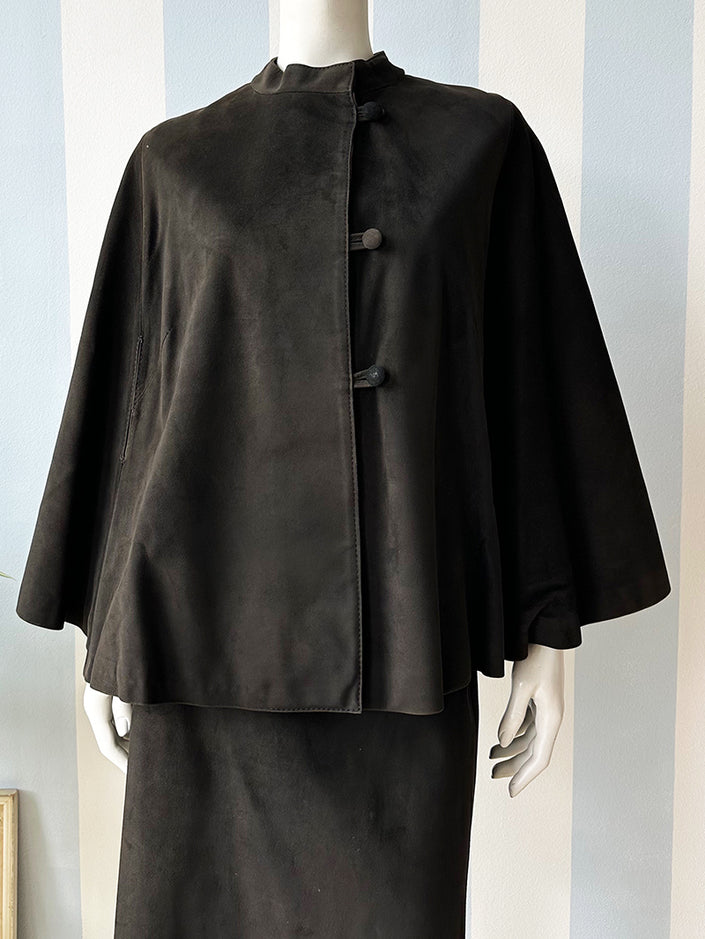 Zwart leren capeje