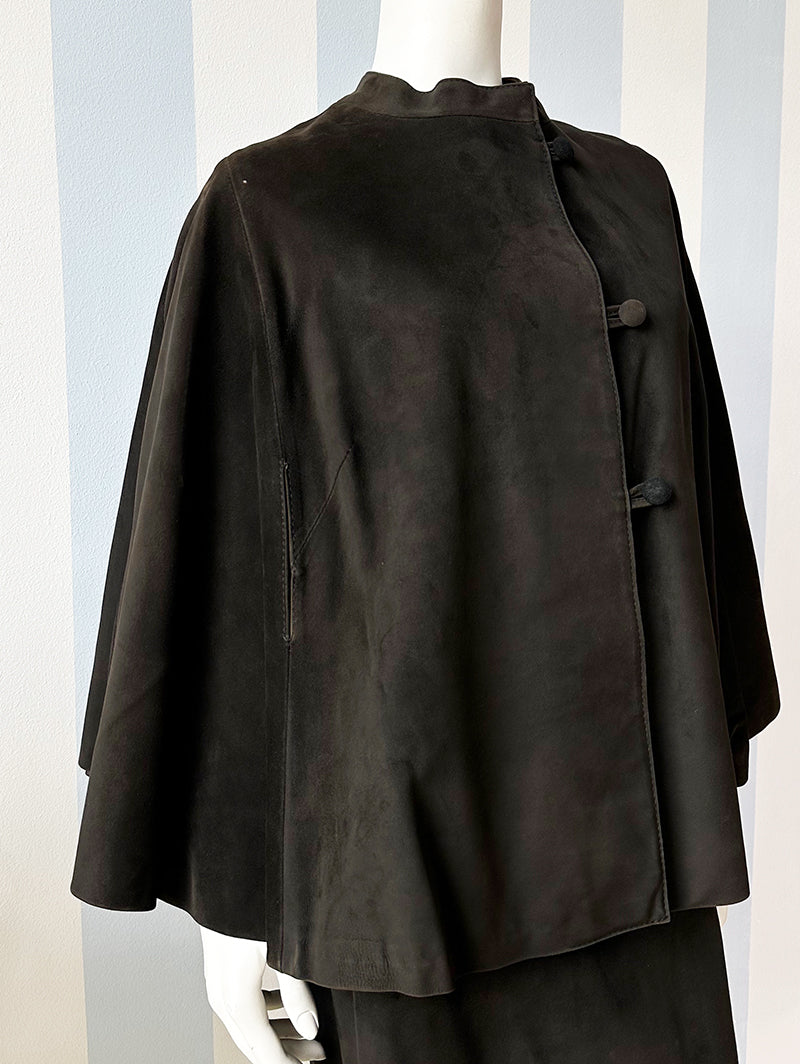 Zwart leren capeje