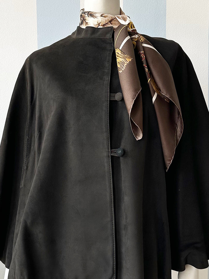 Zwart leren capeje