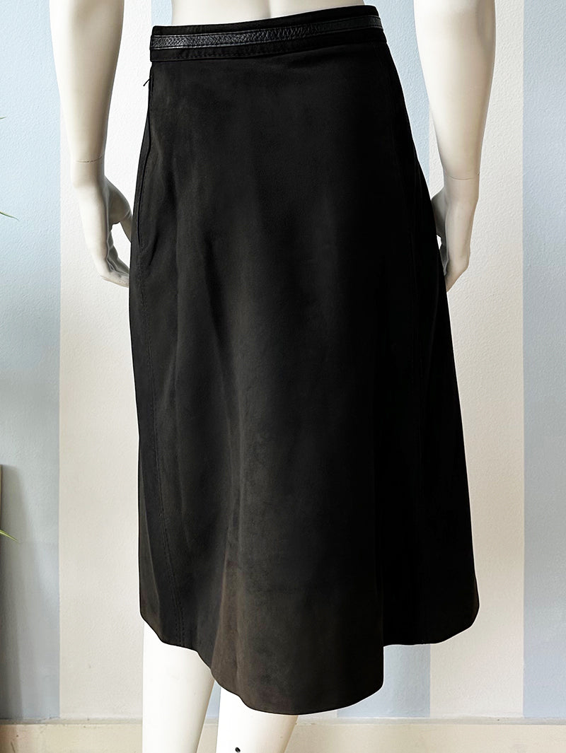Zwarte leren rok met gouden detail