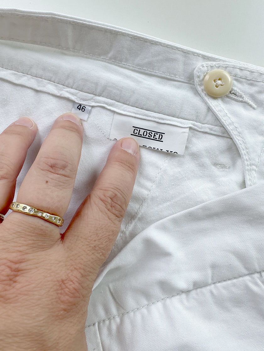 Witte katoenen bandplooibroek