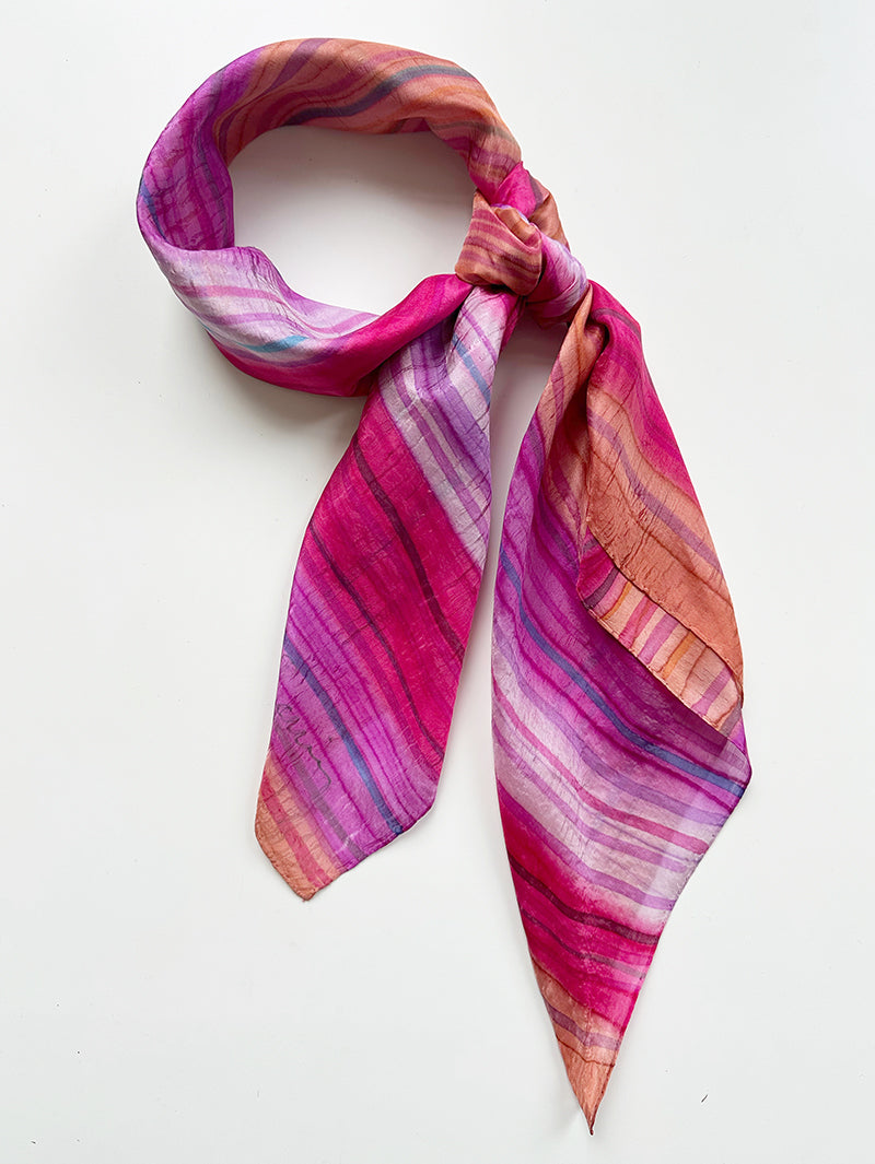 Gestreepte zijden sjaal