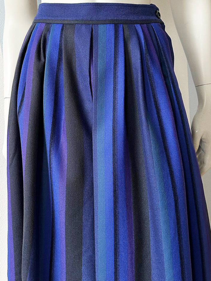 Blauwe wollen gestreepte plooirok