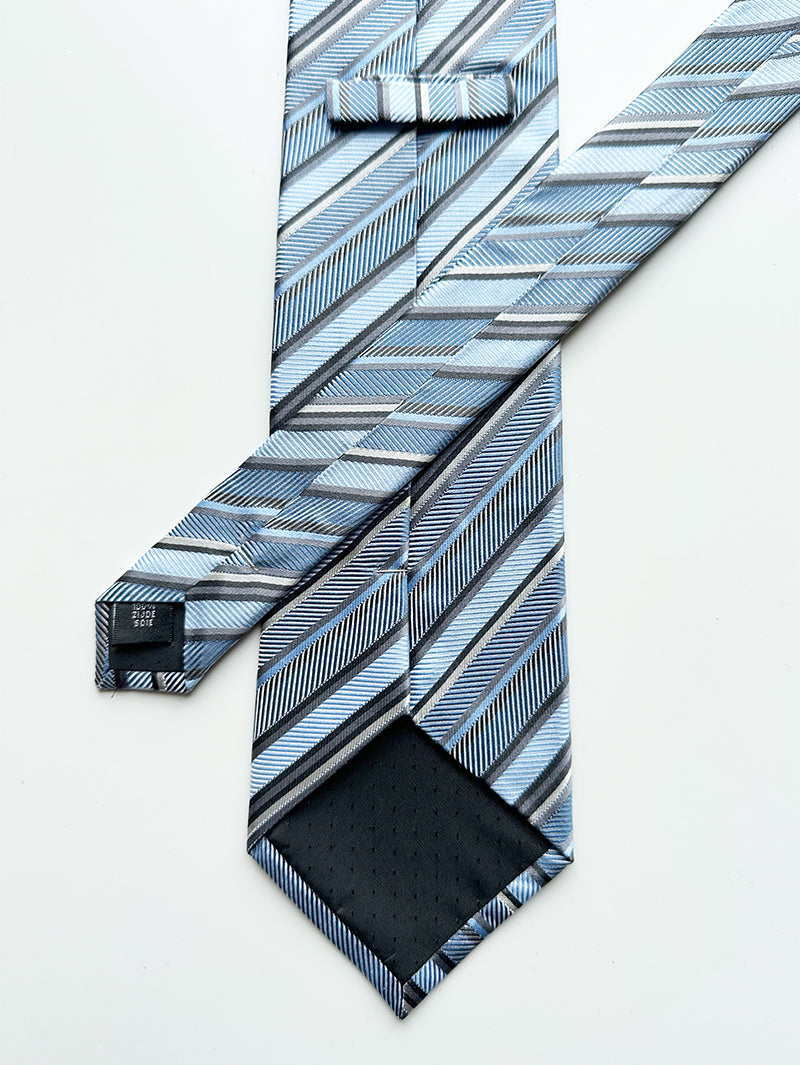 Blauwe gestreepte zijden stropdas