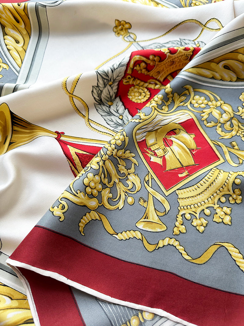 Zijden sjaal met wapen