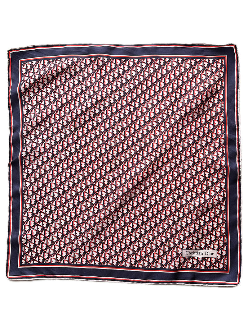 Designer monogram gavroche