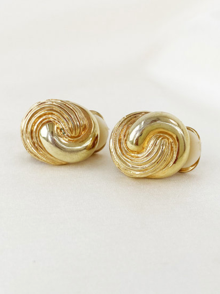 Kleine gouden clip oorbellen