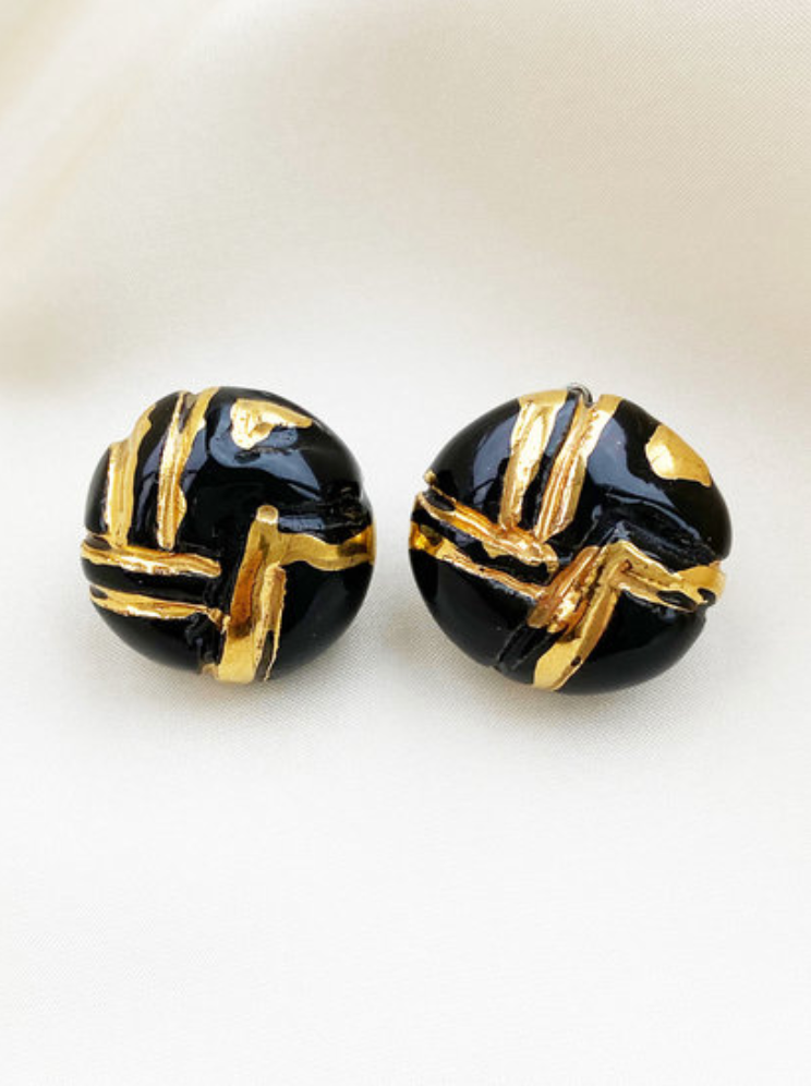 Zwart/gouden glazen clip oorbellen