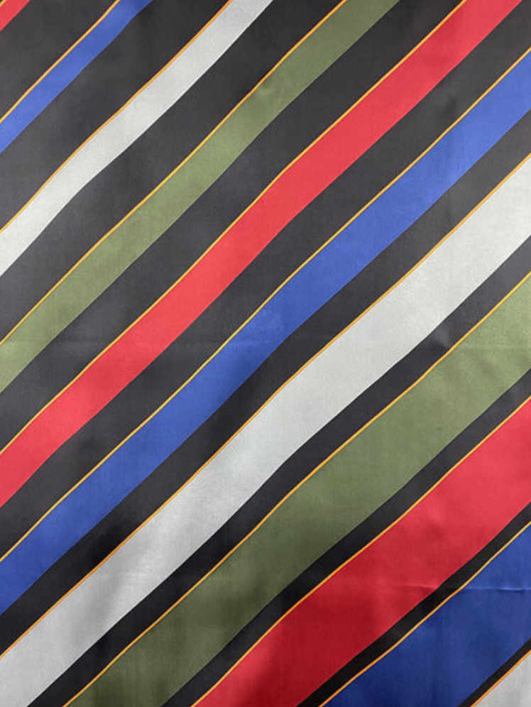 Gestreepte zijden sjaal